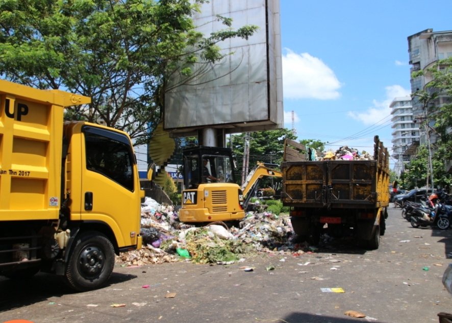 Volume Sampah Pontianak Melonjak 50 Persen, 750 Petugas Kebersihan ...