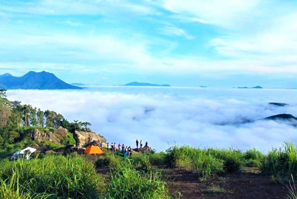 Pemkab Bengkayang Kembangkan Potensi Pariwisata di Perbatasan Indonesia-Malaysia