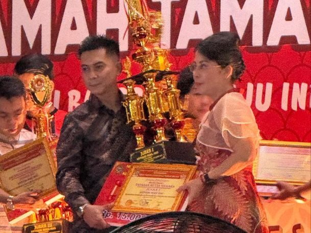 YSN Juara 1 Pawai Mobil Hias Festival Cap Go Meh Singkawang